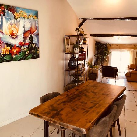 Appartement Au Dernier Etage Avec Terrasse Et Belle Vue Sur Nature Environnante Roujan 外观 照片